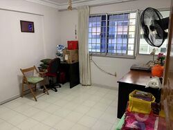 Blk 125 Serangoon North Avenue 1 (Serangoon), HDB Executive #574023961